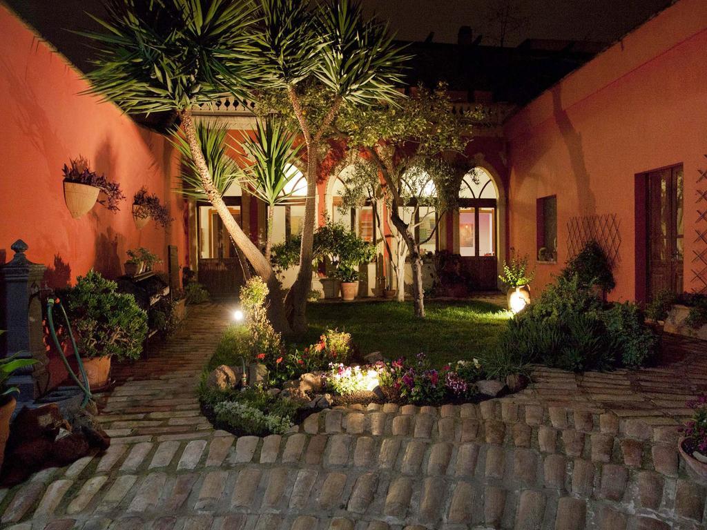 Casa Isotta Bed & Breakfast Quartu SantʼElena Exterior foto